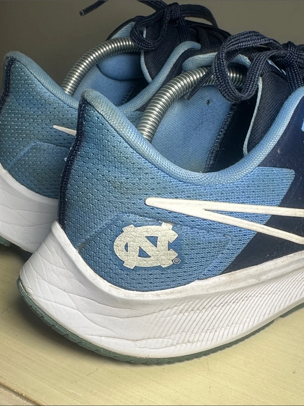 Nike UNC Tarheels Men's Running Shoes Navy and Light Blue Air zoom Pegasus 38